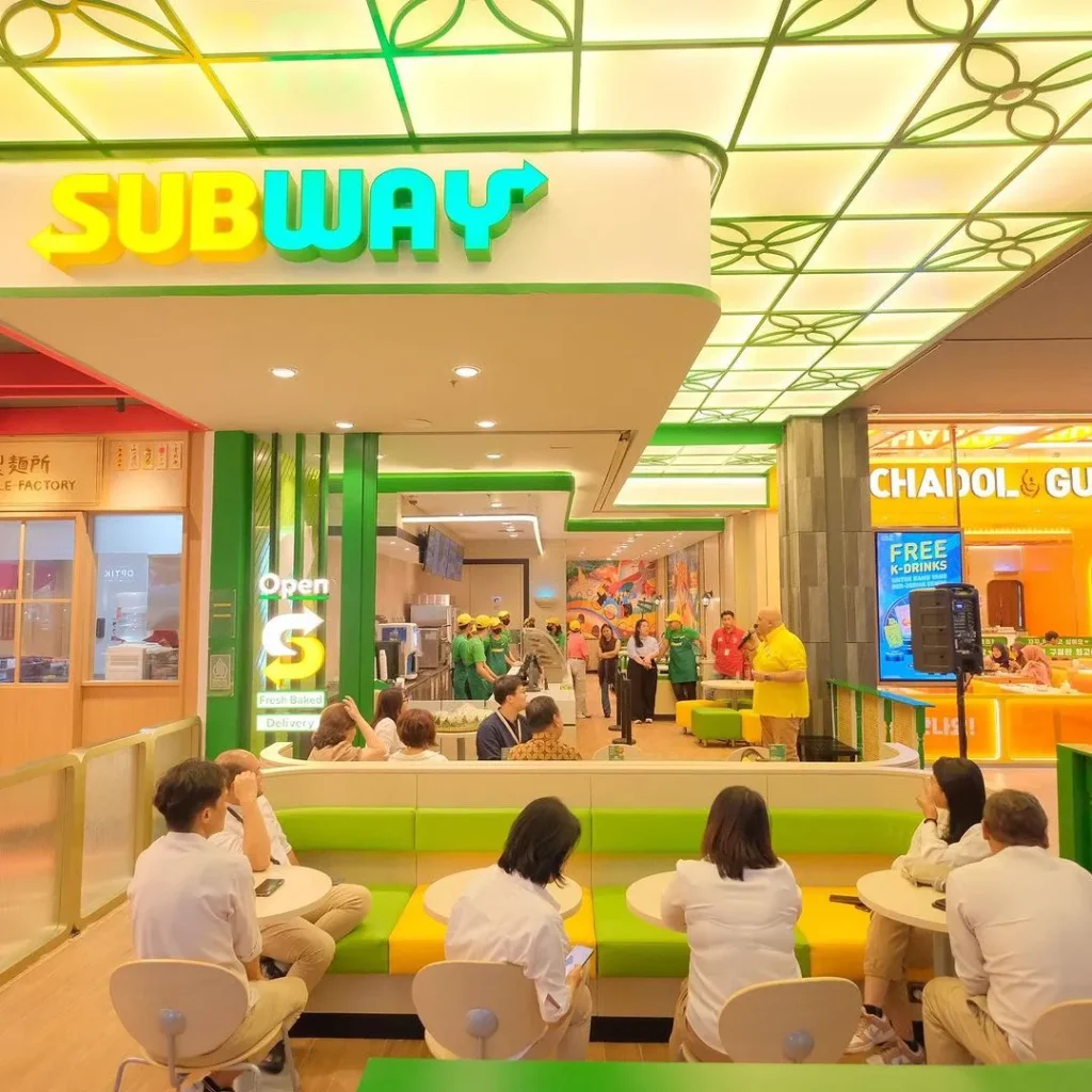 plaza ambarrukmo tenant