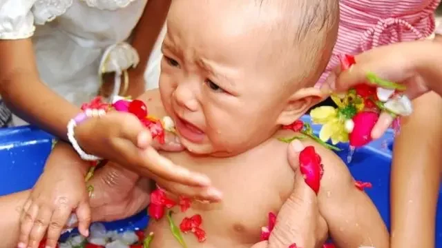 Air Bunga Tedak Siten