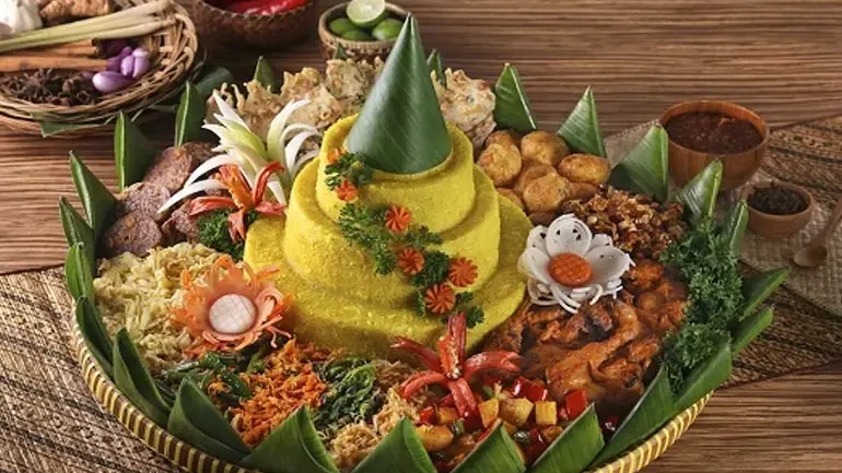 Tumpeng Tedak Siten