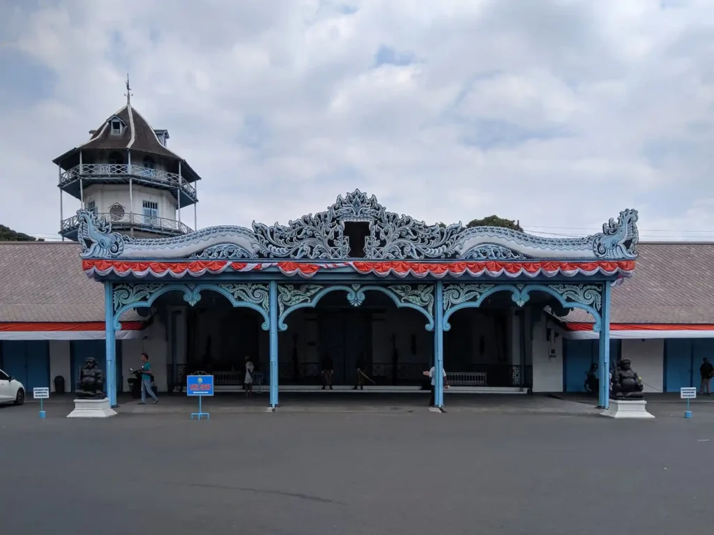 Harga Tiket Masuk Museum Keraton Solo dan Jam Operasional