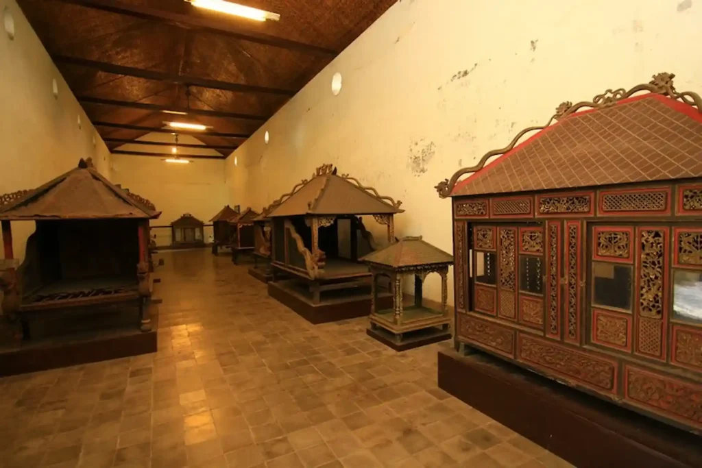 Mengenal Lebih Dekat Museum Keraton Solo
