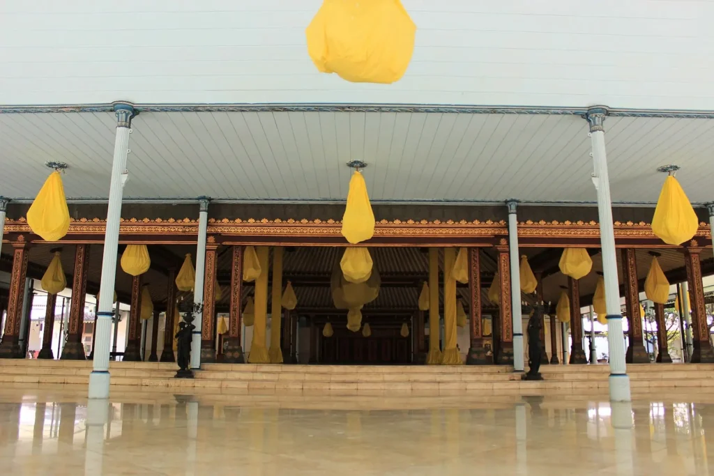 Arsitektur Keraton Surakarta Hadiningrat