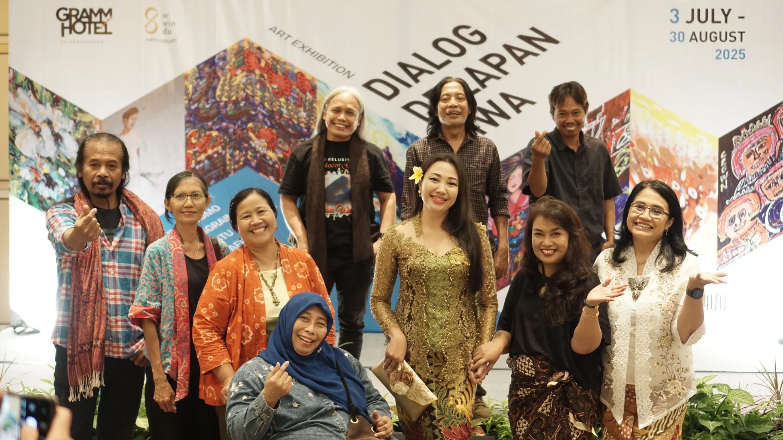 dialog-delapan-jiwa