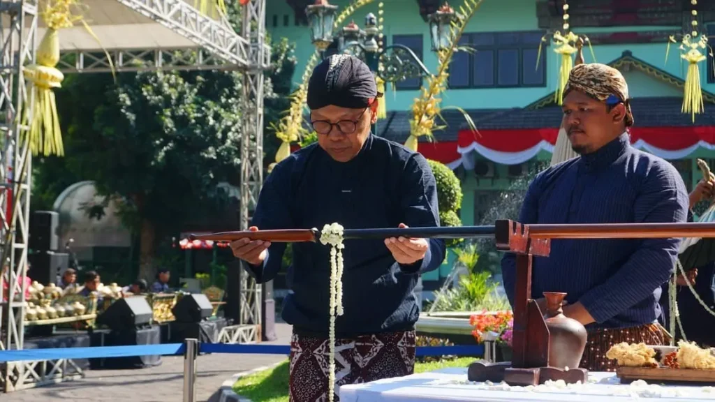 Jamasan Pusaka | Upacara adat yogyakarta