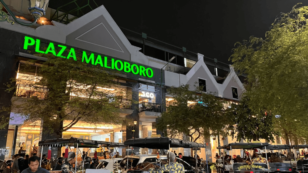 tenant plaza malioboro terbaru