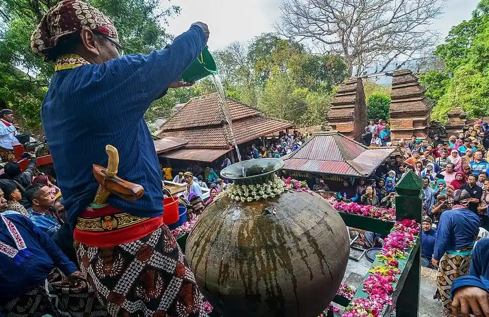 Nguras Enceh | Upacara adat yogyakarta