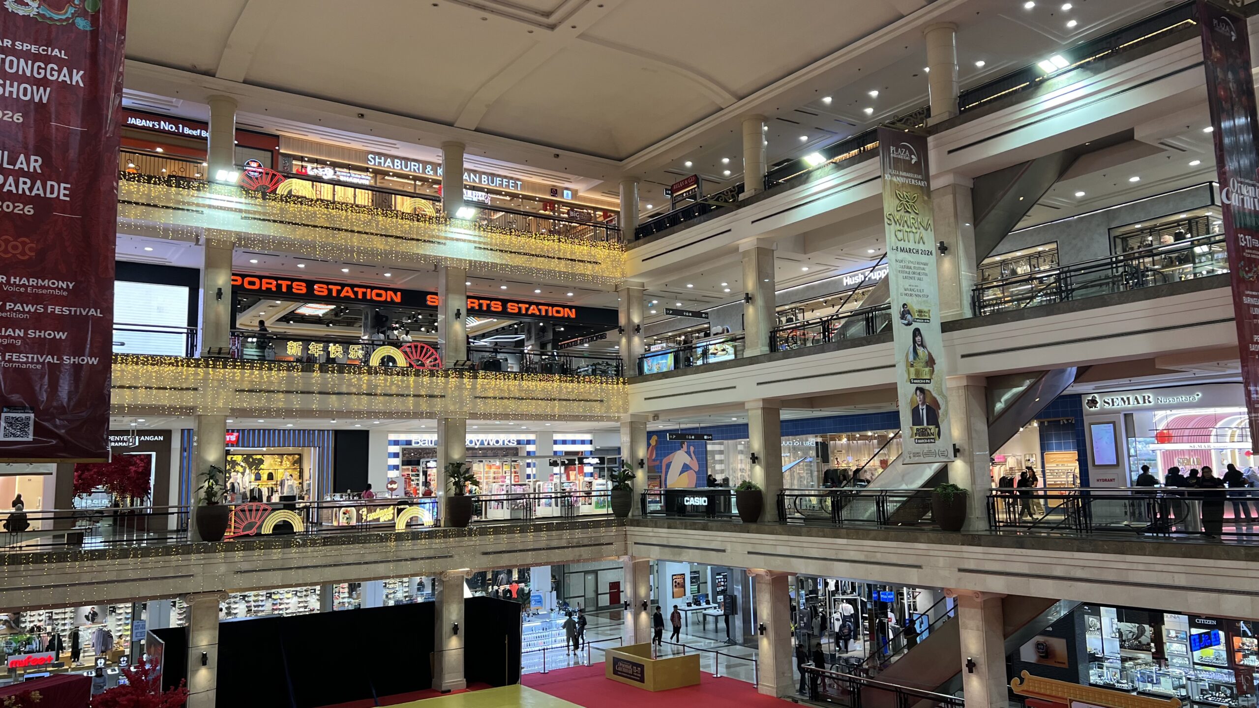 tenant plaza ambarrukmo