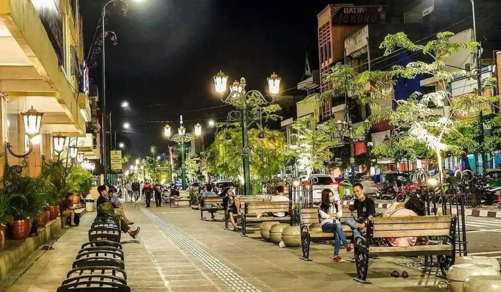 Jalan Malioboro Malam Hari