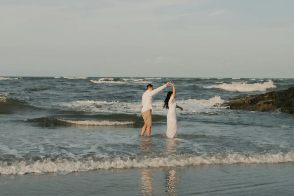 Spot Prewedding Jogja - pantai parangtritis