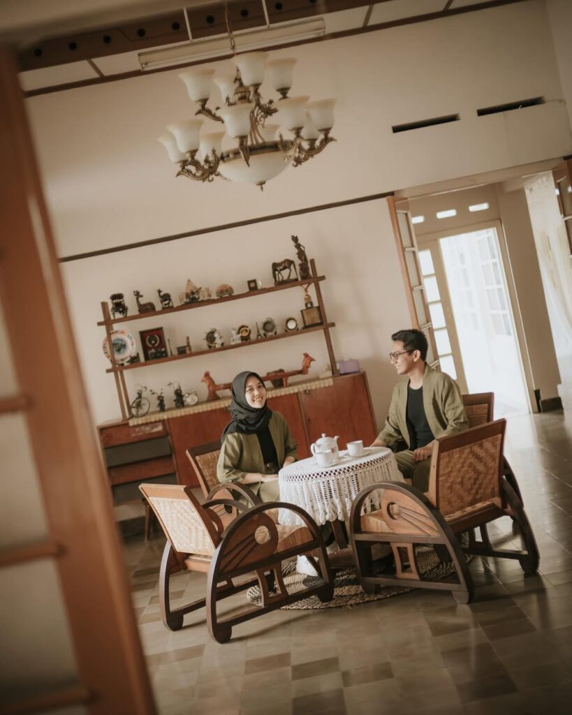 Spot Prewedding Jogja - rumah simbah studio