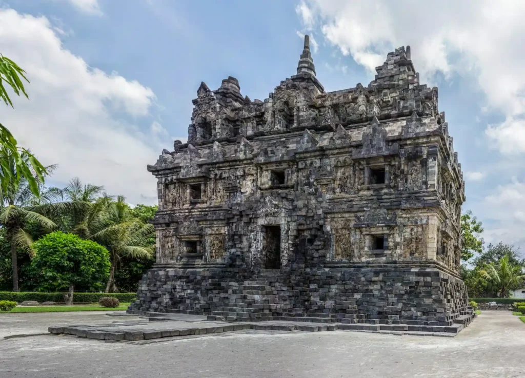 Candi Sari