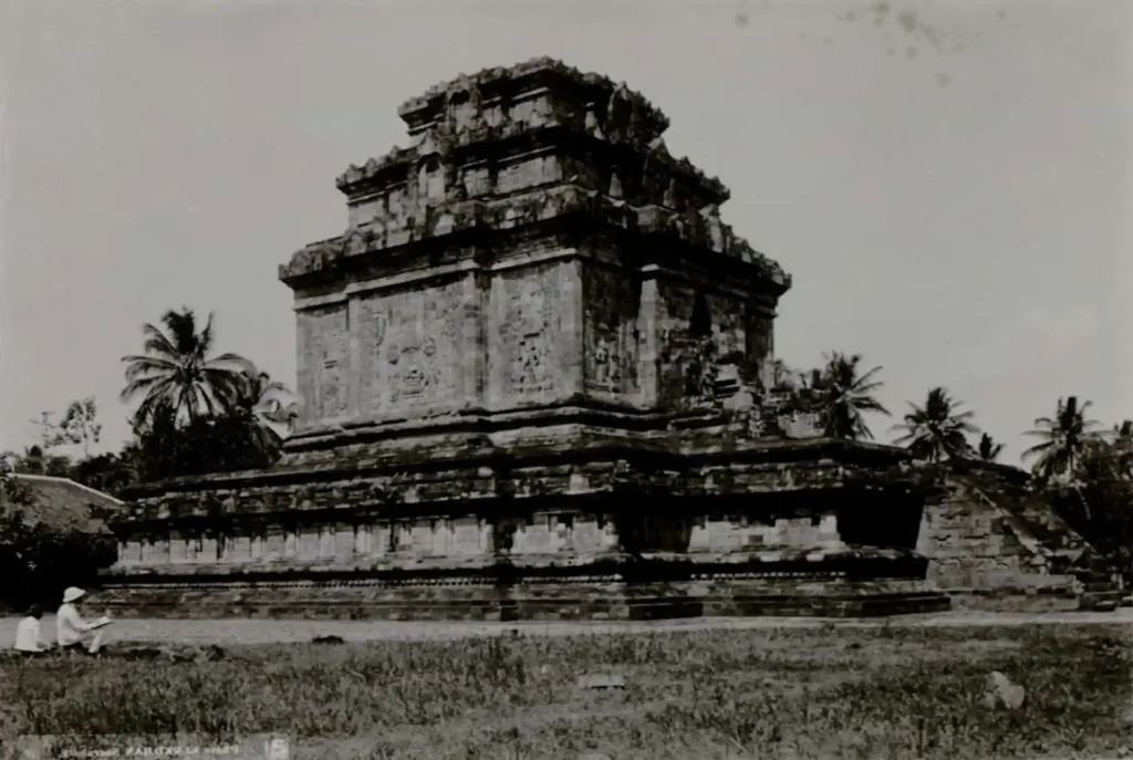 Sejarah Candi Mendut