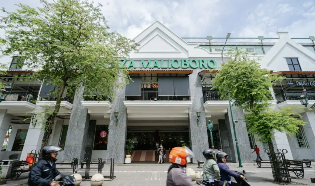 Plaza Malioboro Tampak Depan