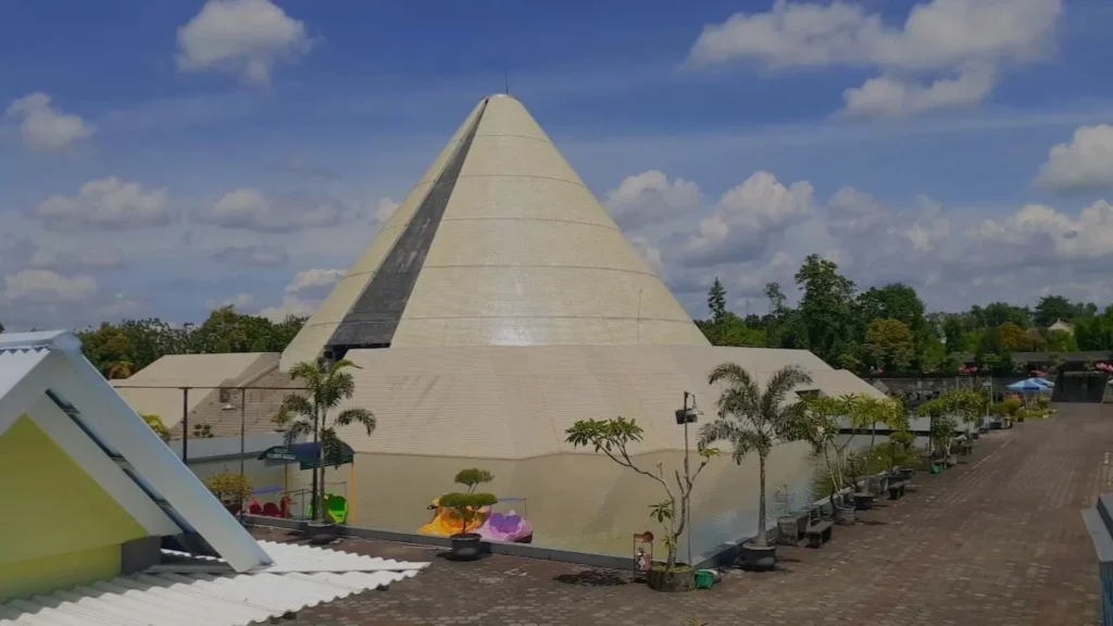 Monumen Jogja Kembali