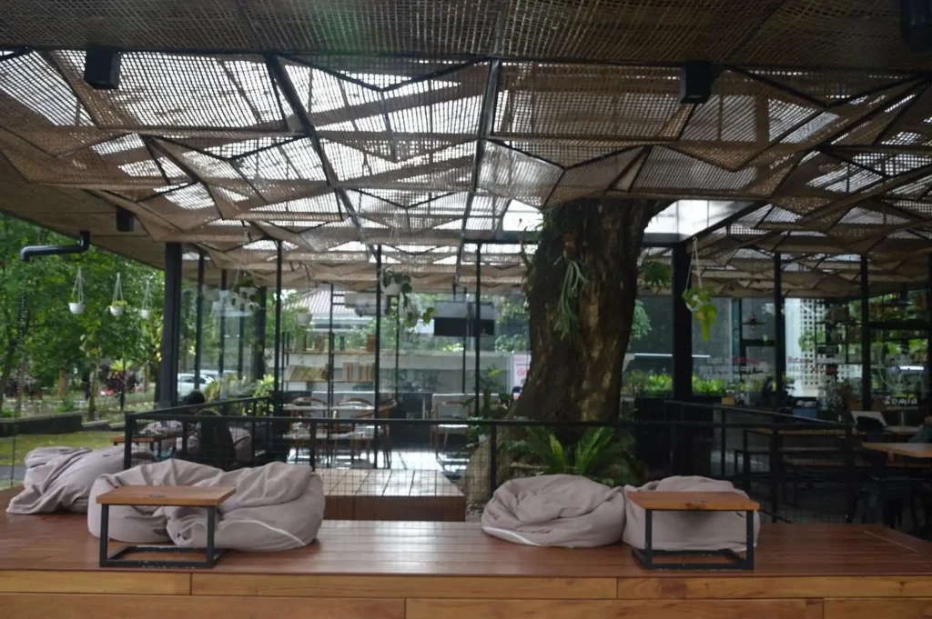 Rekomendasi cafe dekat UGM